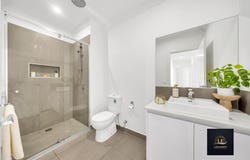 201/4 Highlander Drive, Craigieburn, Vic 3064