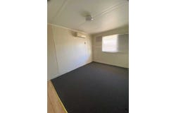 1/7 Bluff Street, Blackwater, Qld 4717