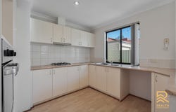 2/21 Holton Way, Cannington, WA 6107