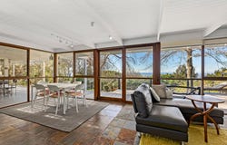 17 Pecks Road, Kurrajong Heights, NSW 2758