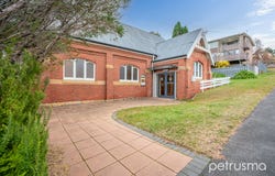 198 East Derwent Highway, Lindisfarne, Tas 7015