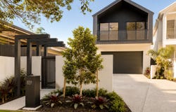 2/13 Perry Place, Biggera Waters, Qld 4216