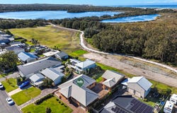 6 McEwan Street, Belmont South, NSW 2280