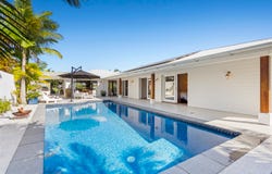 7 Donegal Crescent, Sorrento, Qld 4217