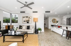1/11 Eden Avenue, Rainbow Bay, Qld 4225