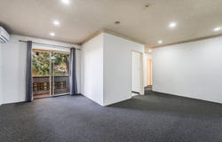 21/8-10 Goulburn Street, Warwick Farm, NSW 2170