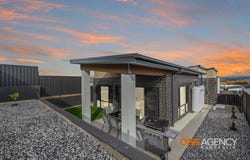 17 Keith Bain Crescent, Whitlam, ACT 2611