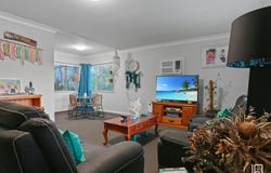 27 Minnamurra Road, Gorokan, NSW 2263