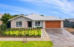 18 Simmental Way, Tamworth, NSW 2340