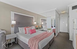 901/22 View Avenue, Surfers Paradise, Qld 4217
