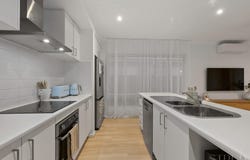 86 Parkland Drive, Walloon, Qld 4306