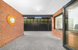 72 Kinglake Drive, Manor Lakes, Vic 3024