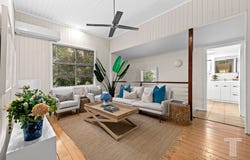 1 Riddings Street, Coorparoo, Qld 4151