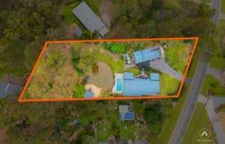 298-300 Bamboo Drive, Woodhill, Qld 4285