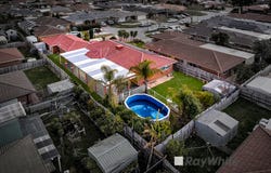 10 Nuzla Court, Hampton Park, Vic 3976
