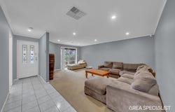 18 Galilee Boulevard, Harkness, Vic 3337