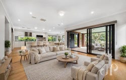 16 Pinnacle Chase, Beveridge, Vic 3753