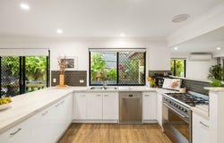 23 Whatmore Place, Manly West, Qld 4179