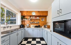 58 Brendon Avenue, Farmborough Heights, NSW 2526