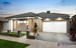 12 Puckle Avenue, Mickleham, Vic 3064