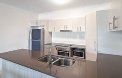 1009/8 win st, Eight Mile Plains, Qld 4113