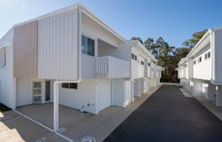 64 Peachester Road, Beerwah, Qld 4519