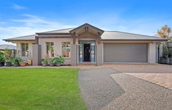 2 Emmaville Crescent, Ormeau, Qld 4208