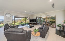 54 Lookout Drive, Murray Bridge, SA 5253