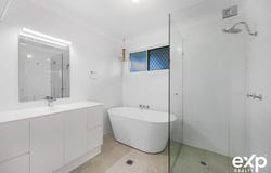 111/97 Edmund Rice Drive, Southport, Qld 4215
