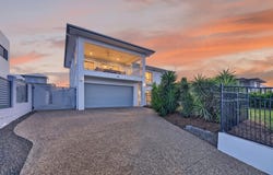 13 Cashell Crescent, Bushland Beach, Qld 4818