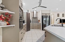 6 Densmore Close, Bentley Park, Qld 4869