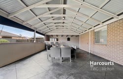 1 Carex Place, Brookfield, Vic 3338