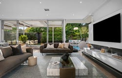 12 Kyarra Street, Hampton, Vic 3188