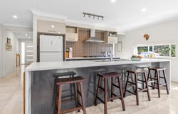 10 Bristowe Close, Ourimbah, NSW 2258