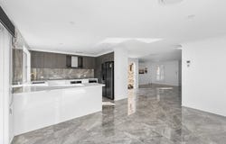 11 Bluemoon Close, Burleigh Waters, Qld 4220