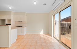 5 Cardinia Cresent, Taylors Hill, Vic 3037