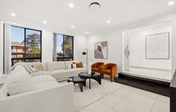 21 Lucinda Avenue, Georges Hall, NSW 2198