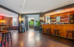Gaslight Inn, 276-278 Crown Street, Darlinghurst, NSW 2010