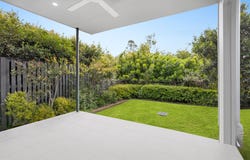 2/18 Foreshore Street, Coomera, Qld 4209
