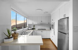 2/28 Robertson Street, Coniston, NSW 2500