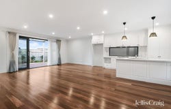 2/2 Arran Court, Glen Waverley, Vic 3150