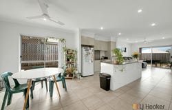 6 Wabby Street, Boyne Island, Qld 4680
