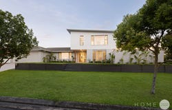 2 Applegin Court, Mooloolaba, Qld 4557