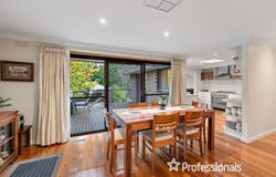 26 Drummond Road, Seville, Vic 3139