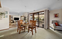 4 Frobisher Court, Frankston, Vic 3199