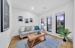 32 Brockwell Crescent, Manor Lakes, Vic 3024