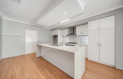 11 Karlak Circuit, Forrestfield, WA 6058