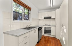 21 Gateway Close, Chadstone, Vic 3148