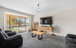 2 Cooba Place, Estella, NSW 2650