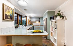 59 Ramptons Road, Eltham North, Vic 3095